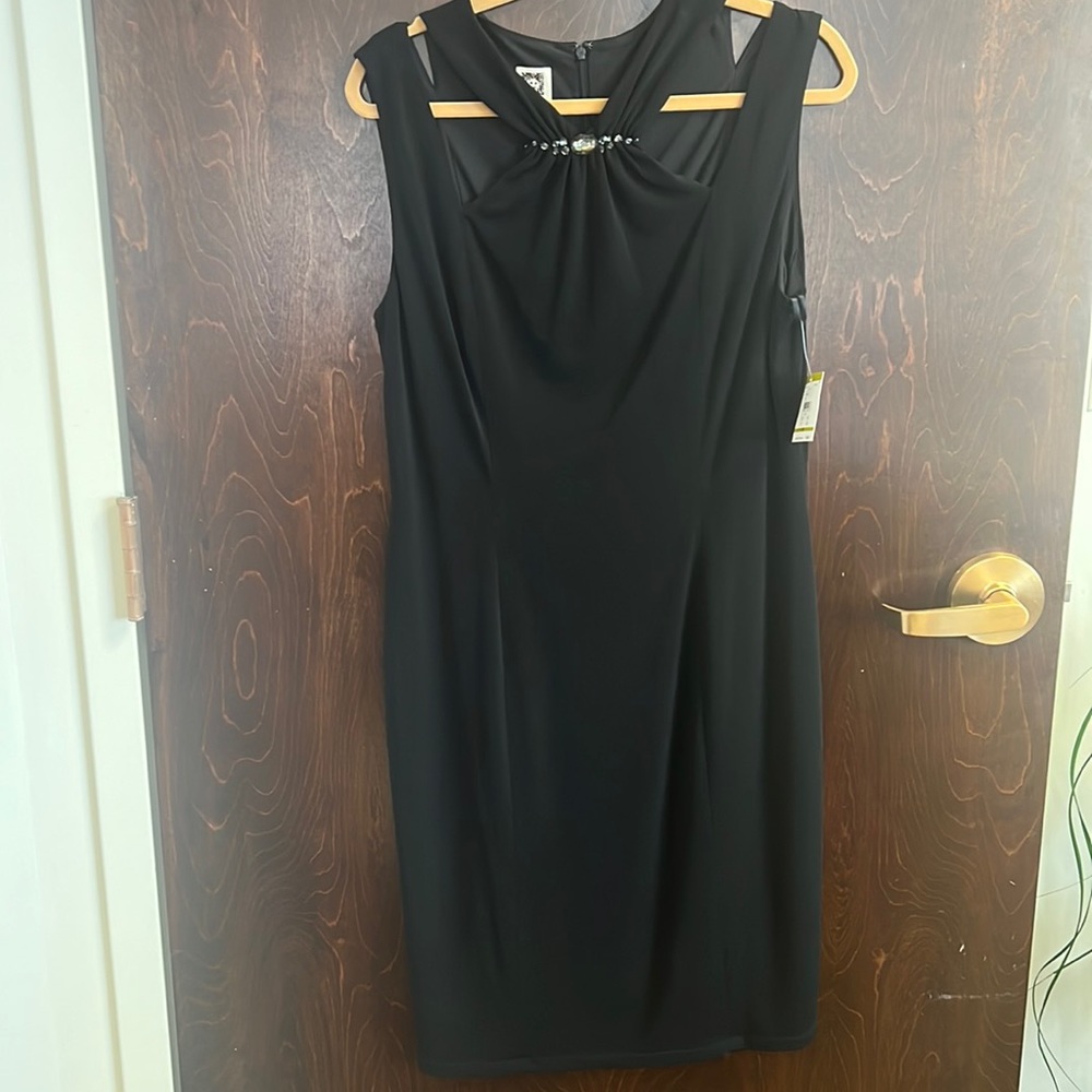 NWT Anne Klein black cocktail dress, lined. smoke-free home. 95% polyester